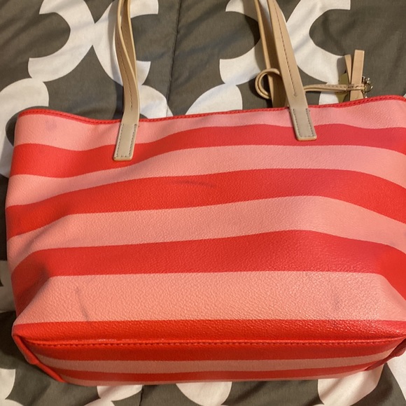 Coral & pink striped purse - Picture 2 of 7